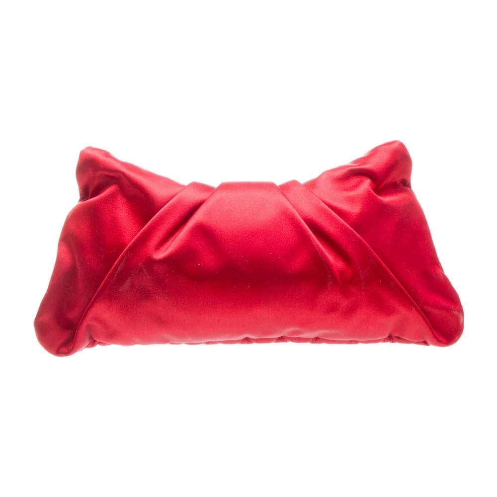 CHANEL Scarlet Quilted Wristlet - Picture 4 of 6